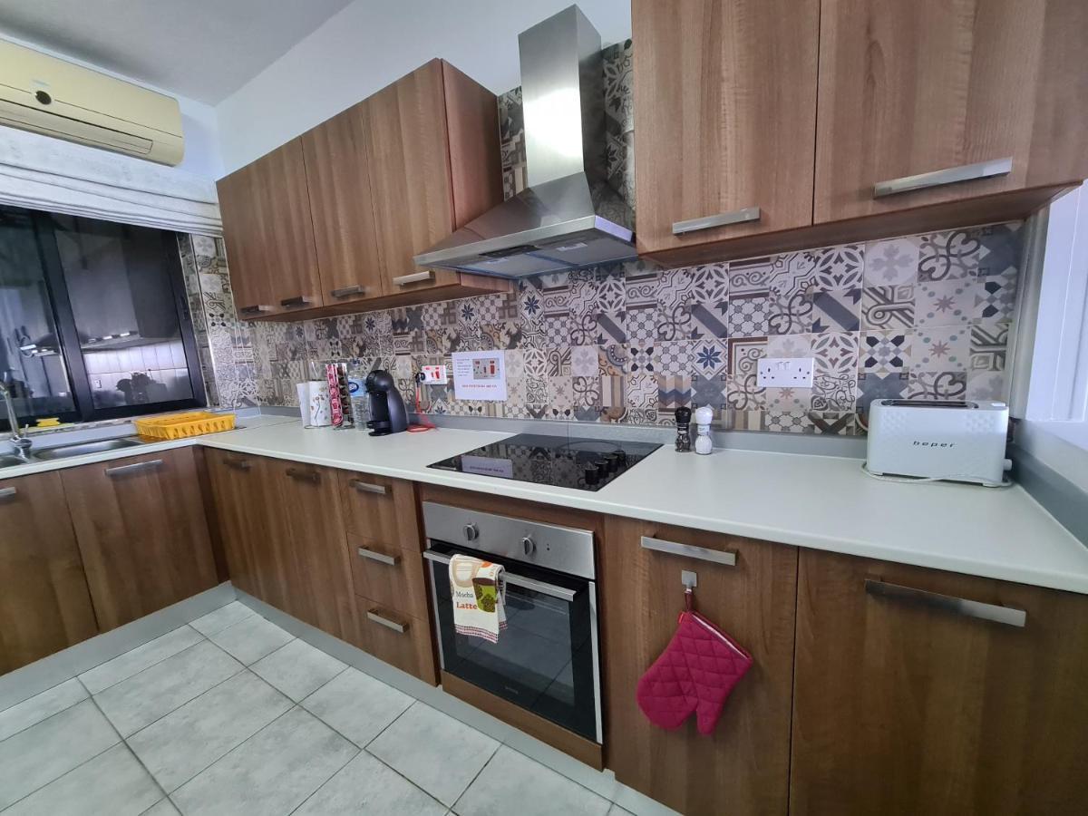 Spacious Seafront Apt Next To Sliema-Valeta Ferry Eksteriør bilde