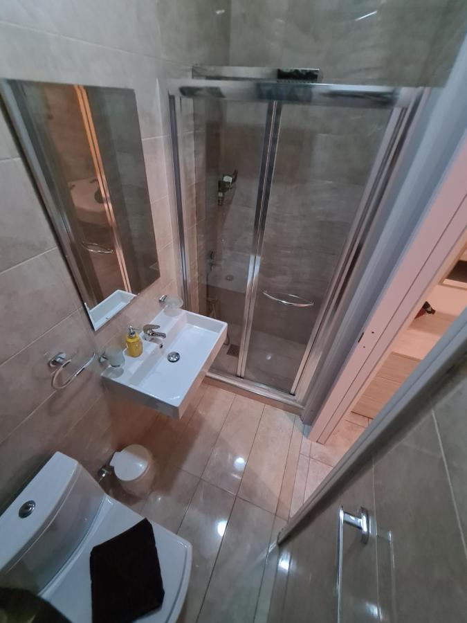 Spacious Seafront Apt Next To Sliema-Valeta Ferry Eksteriør bilde