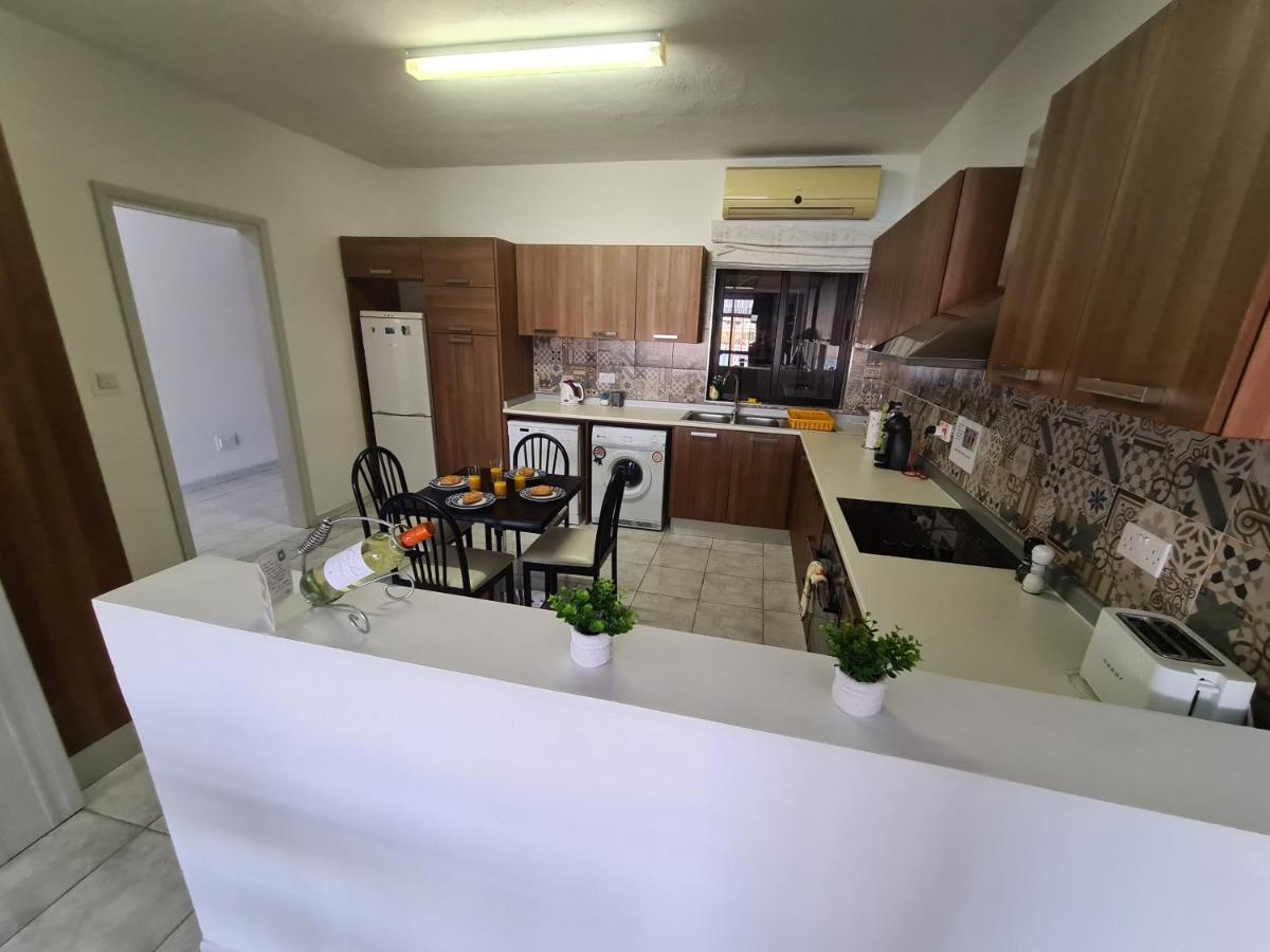 Spacious Seafront Apt Next To Sliema-Valeta Ferry Eksteriør bilde